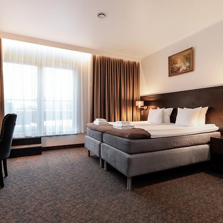 Adoryal Hotell Tallinn Eksteriør billede