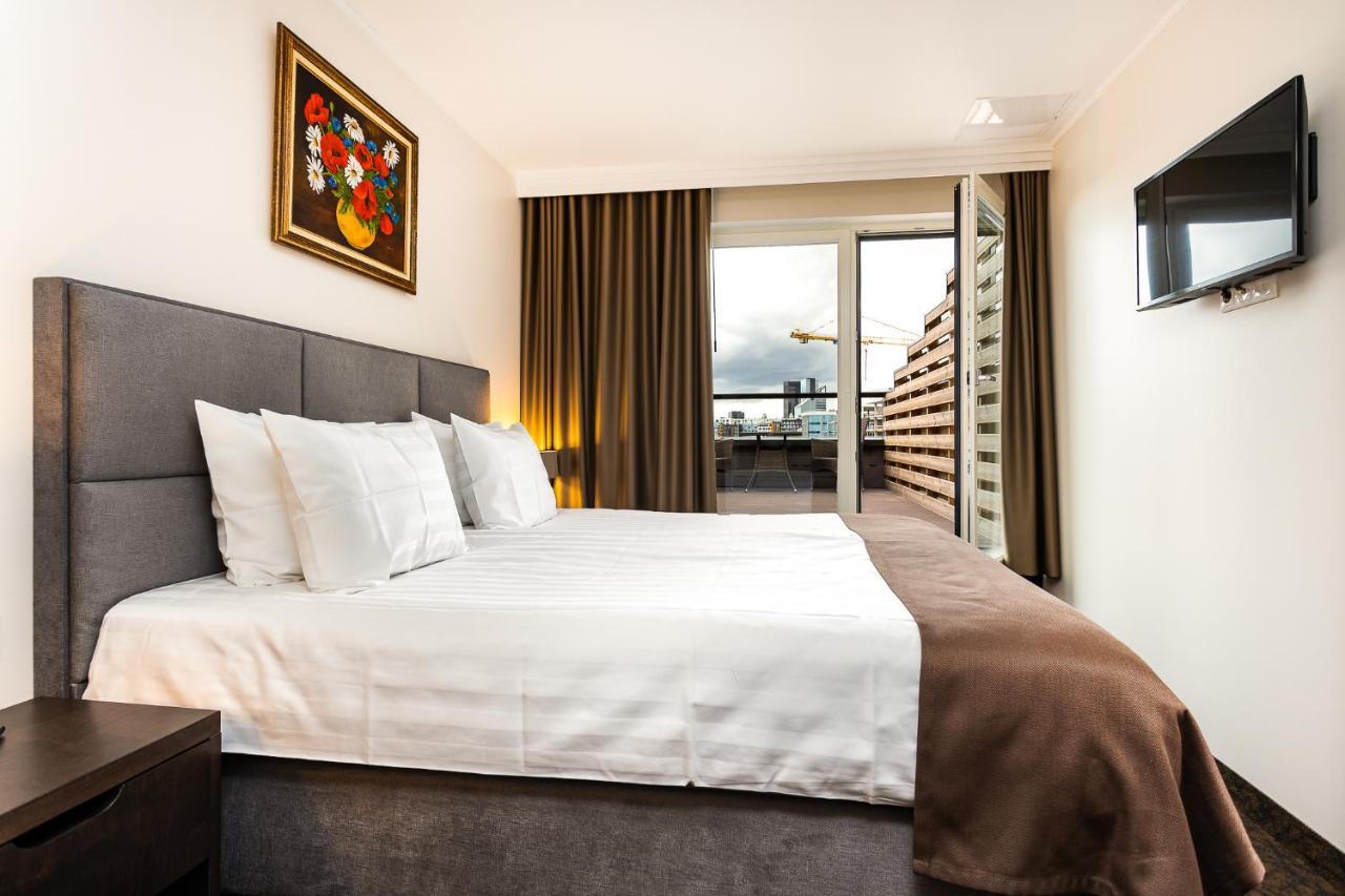 Adoryal Hotell Tallinn Eksteriør billede