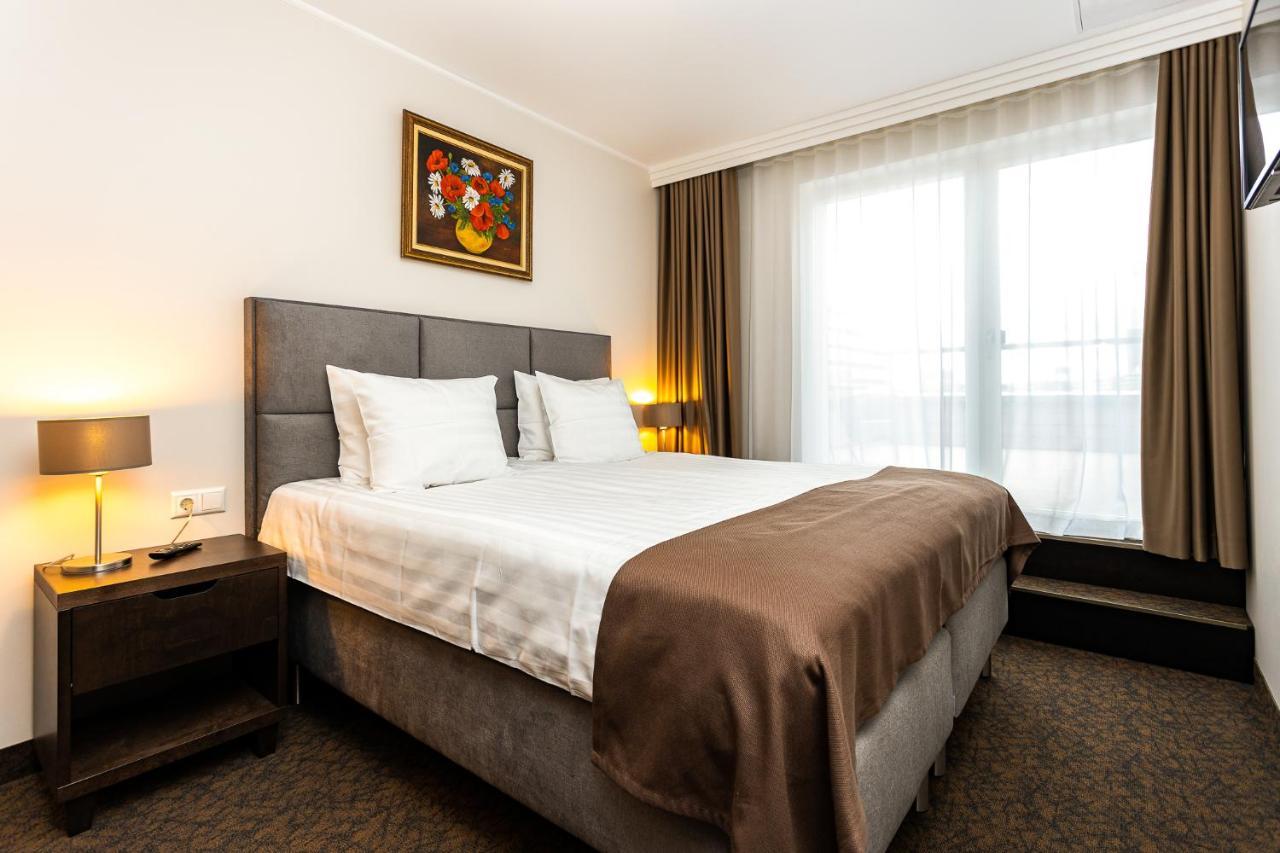 Adoryal Hotell Tallinn Eksteriør billede