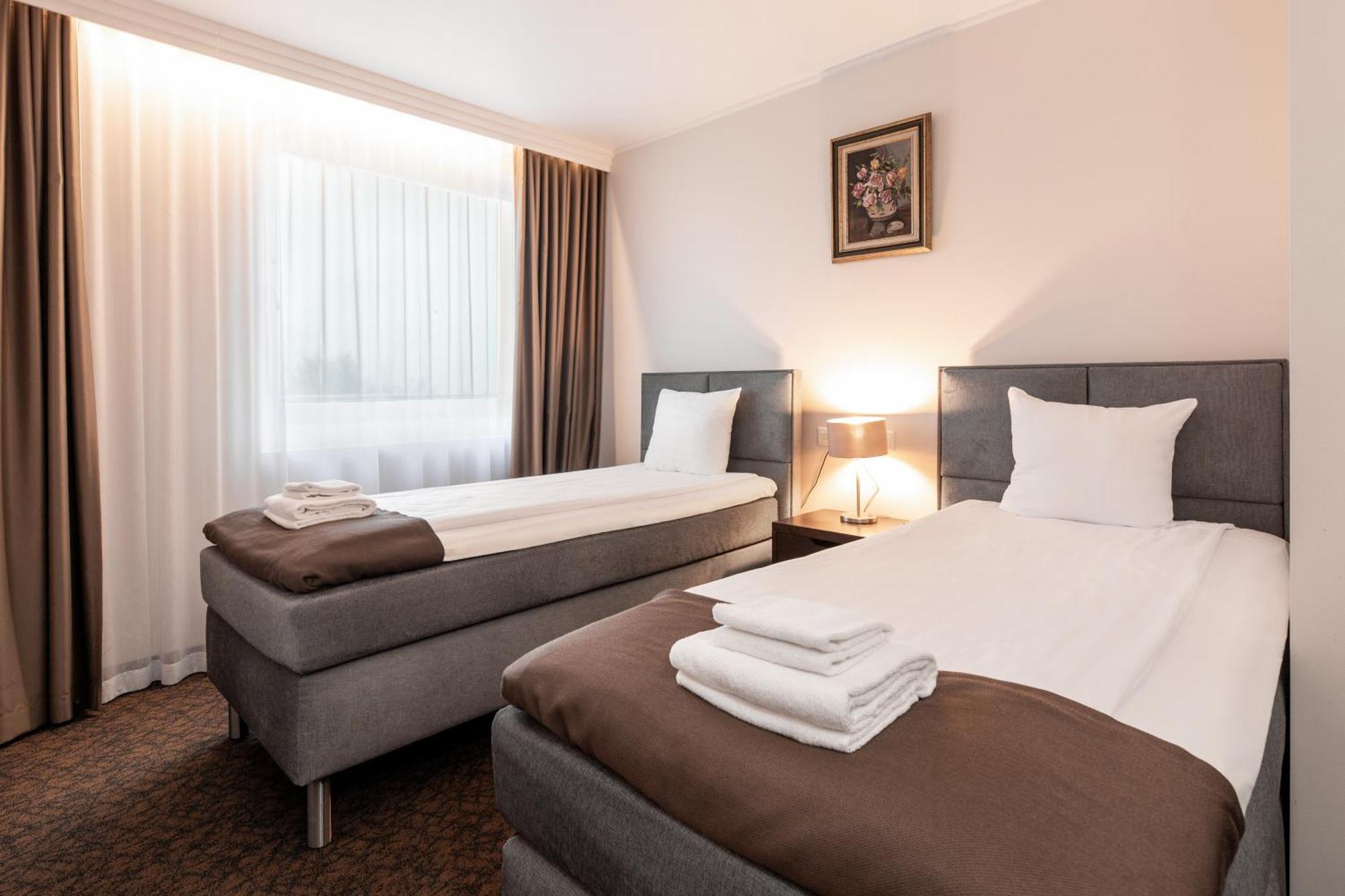 Adoryal Hotell Tallinn Eksteriør billede