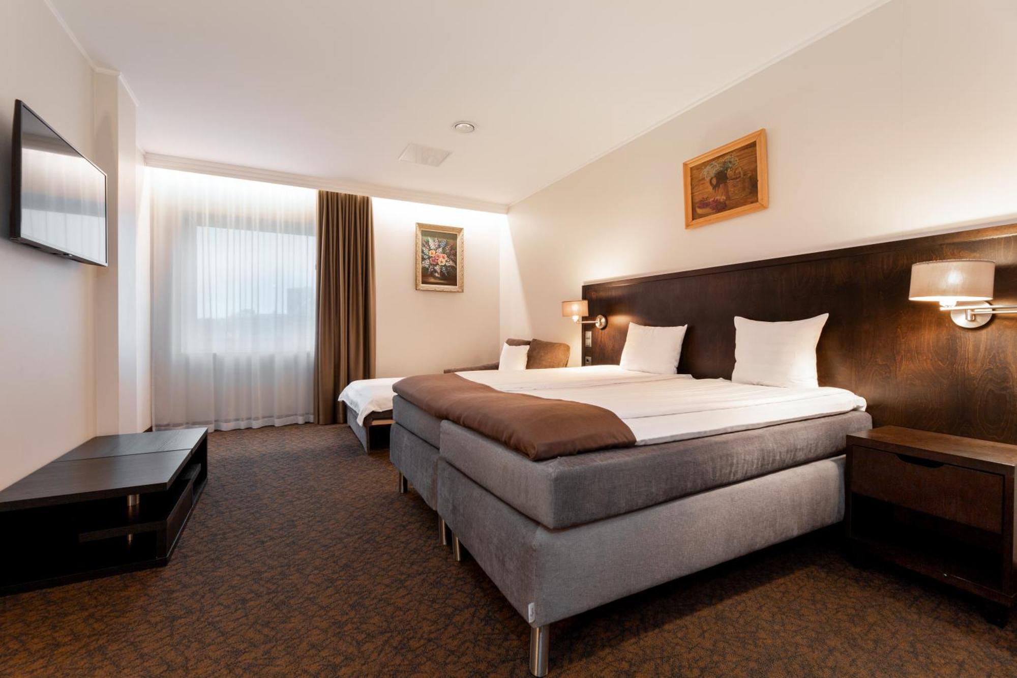 Adoryal Hotell Tallinn Eksteriør billede